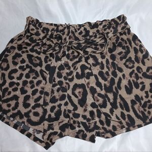 Leopard Print Pleated Skirt - Black and Tan